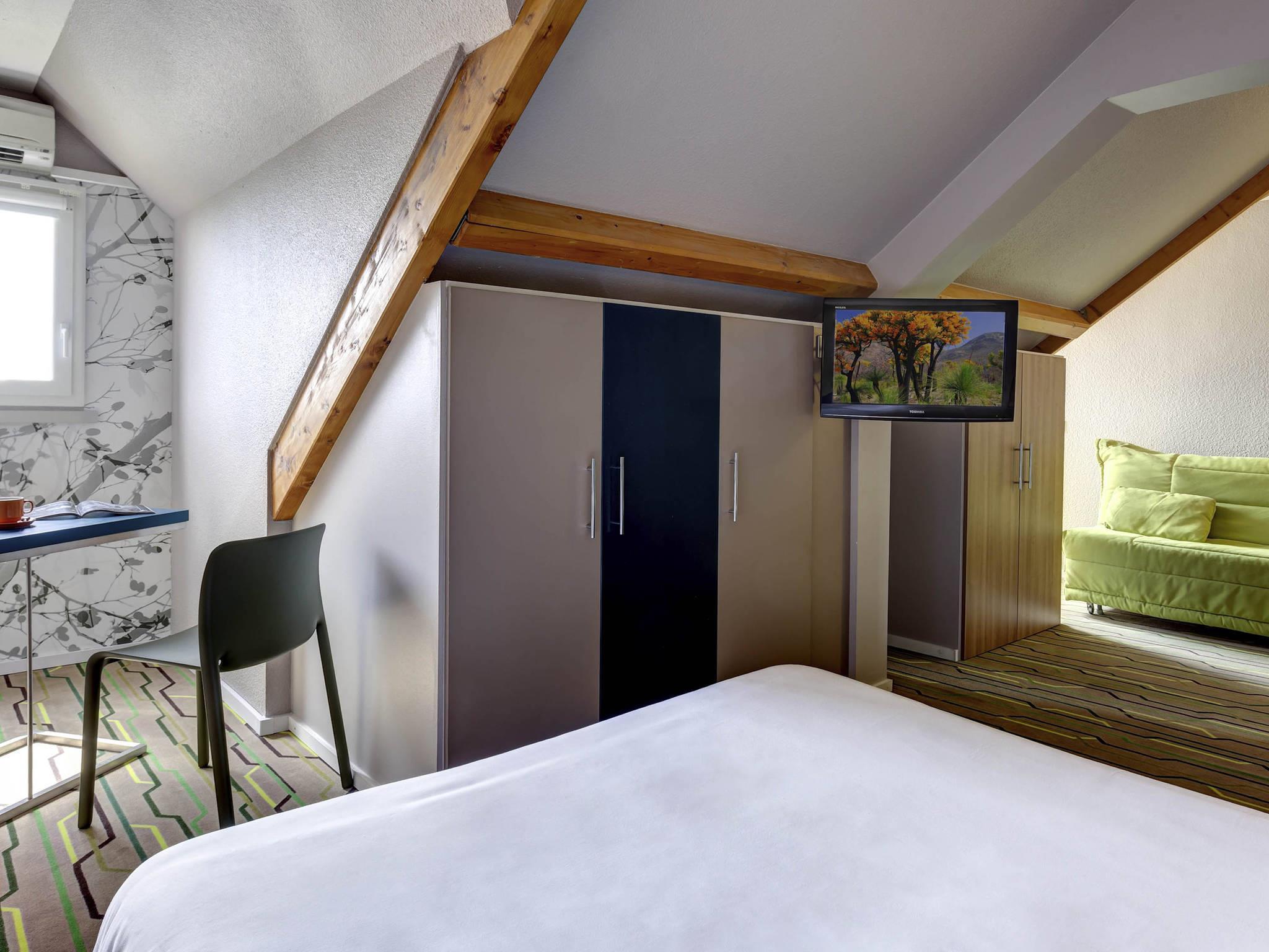 Family, Double and Twin Beds