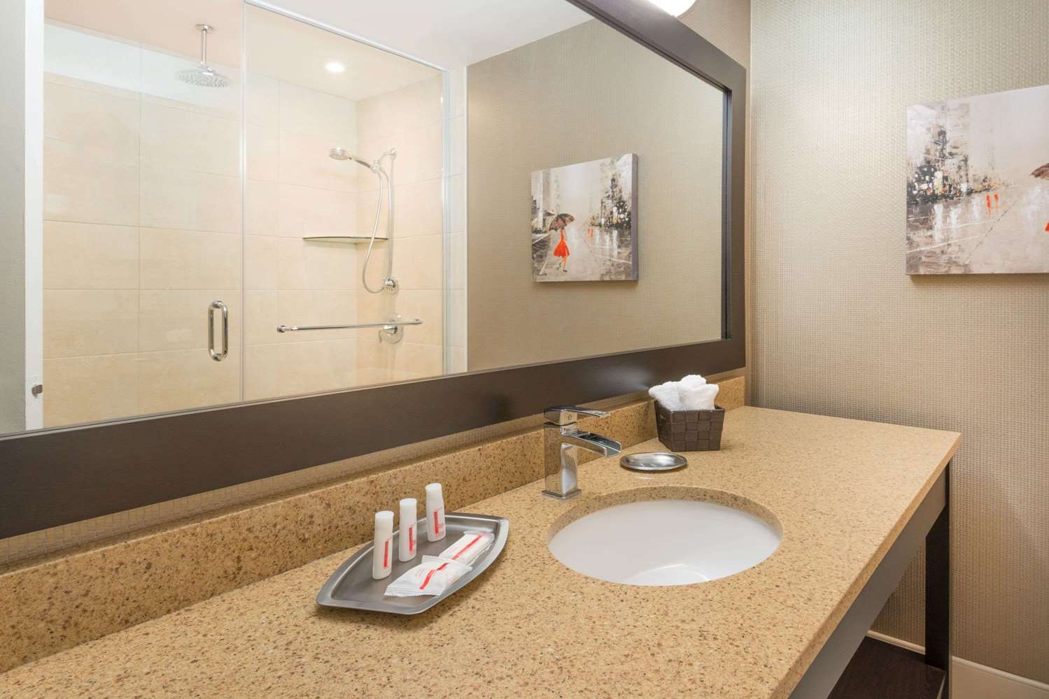 Ramada By Wyndham St. John's 27/27