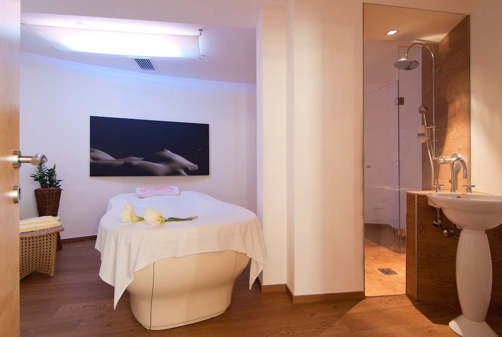 Thermenwelt Hotel Pulverer 41/50