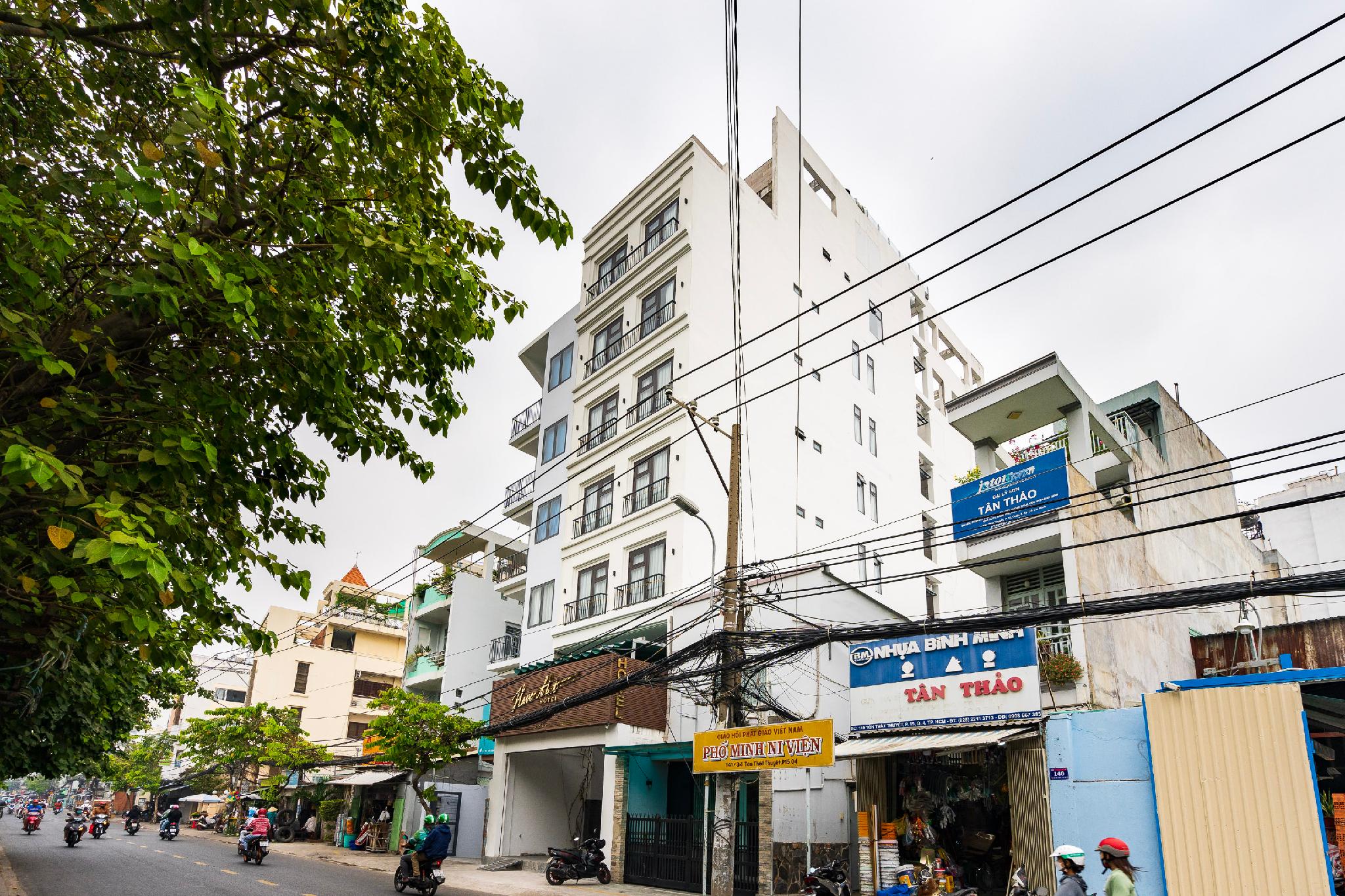 Haven Hut Hotel 3/50