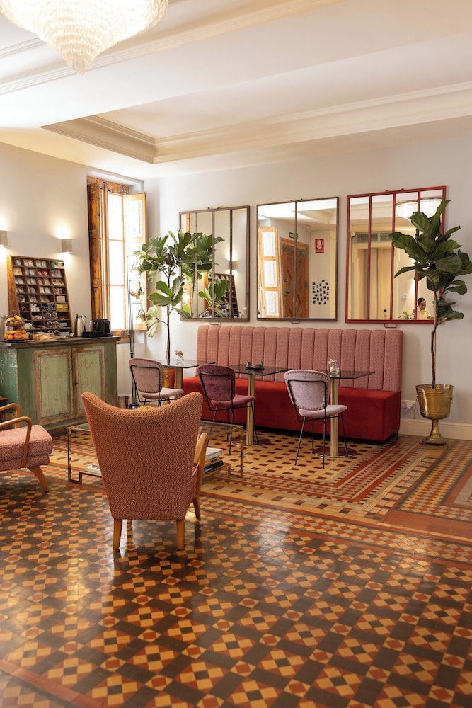 We Boutique Hotel 55/74