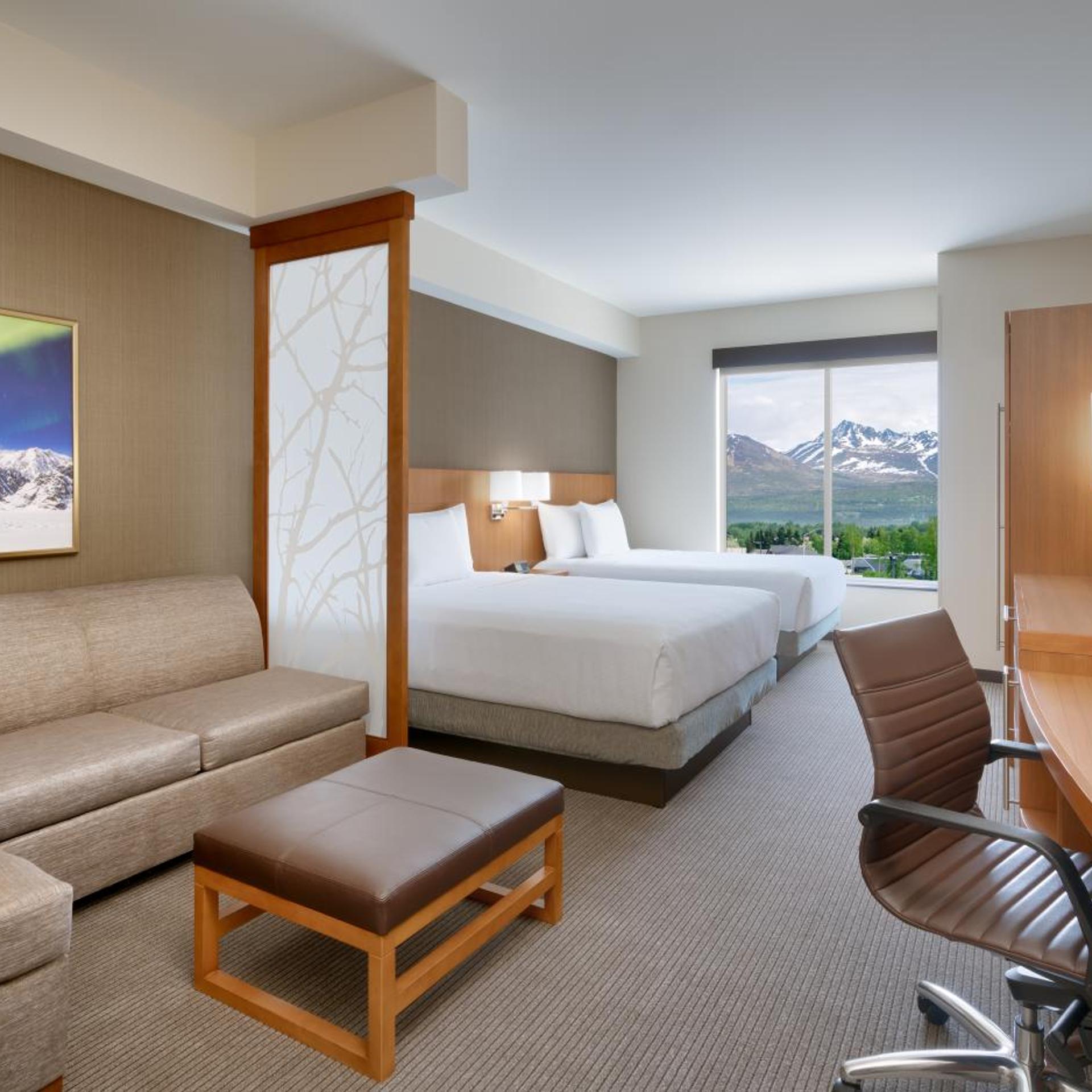 غرفة بسريرين كوين مع أريكة بحوض استحمام لذوي الإعاقة، Hyatt Place Anchorage-Midtown 2/4
