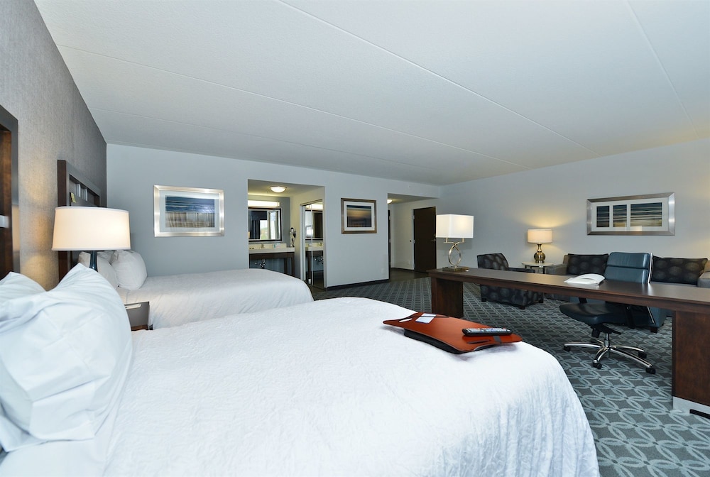Hampton Inn And Suites Columbia Southeast Ft Jackson 13/47