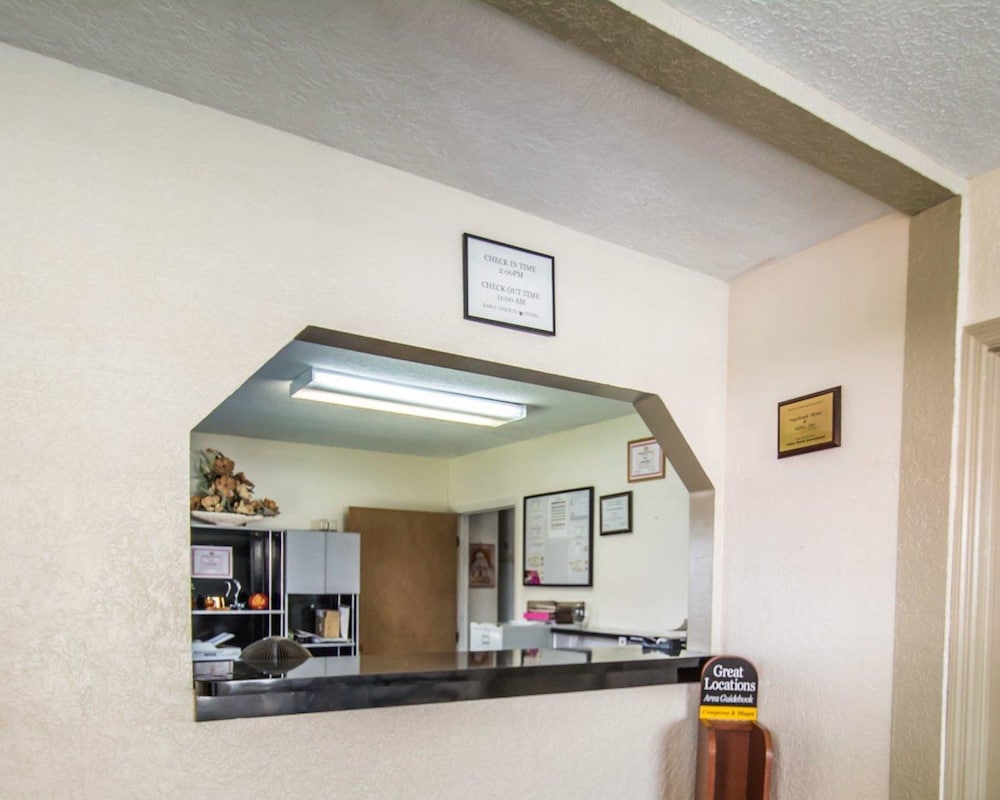Fort Lauderdale Gardens Inn & Suites 12/14