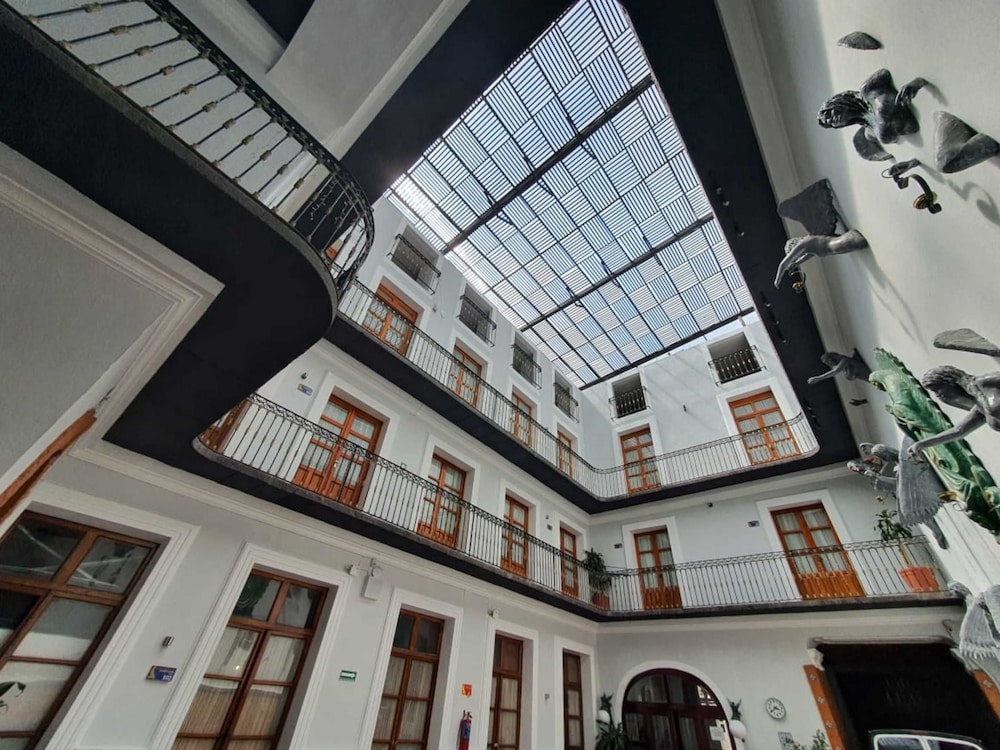 Hotel Puebla Plaza 2/50
