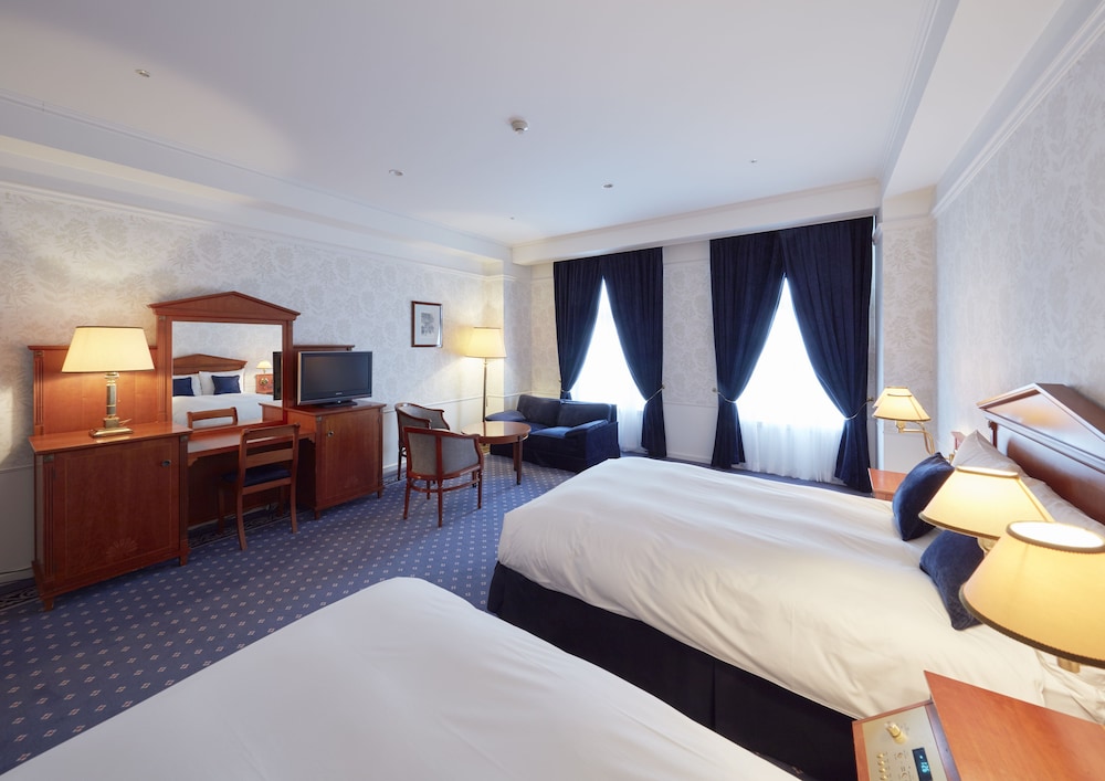 SUPERIOR, TWIN BEDS