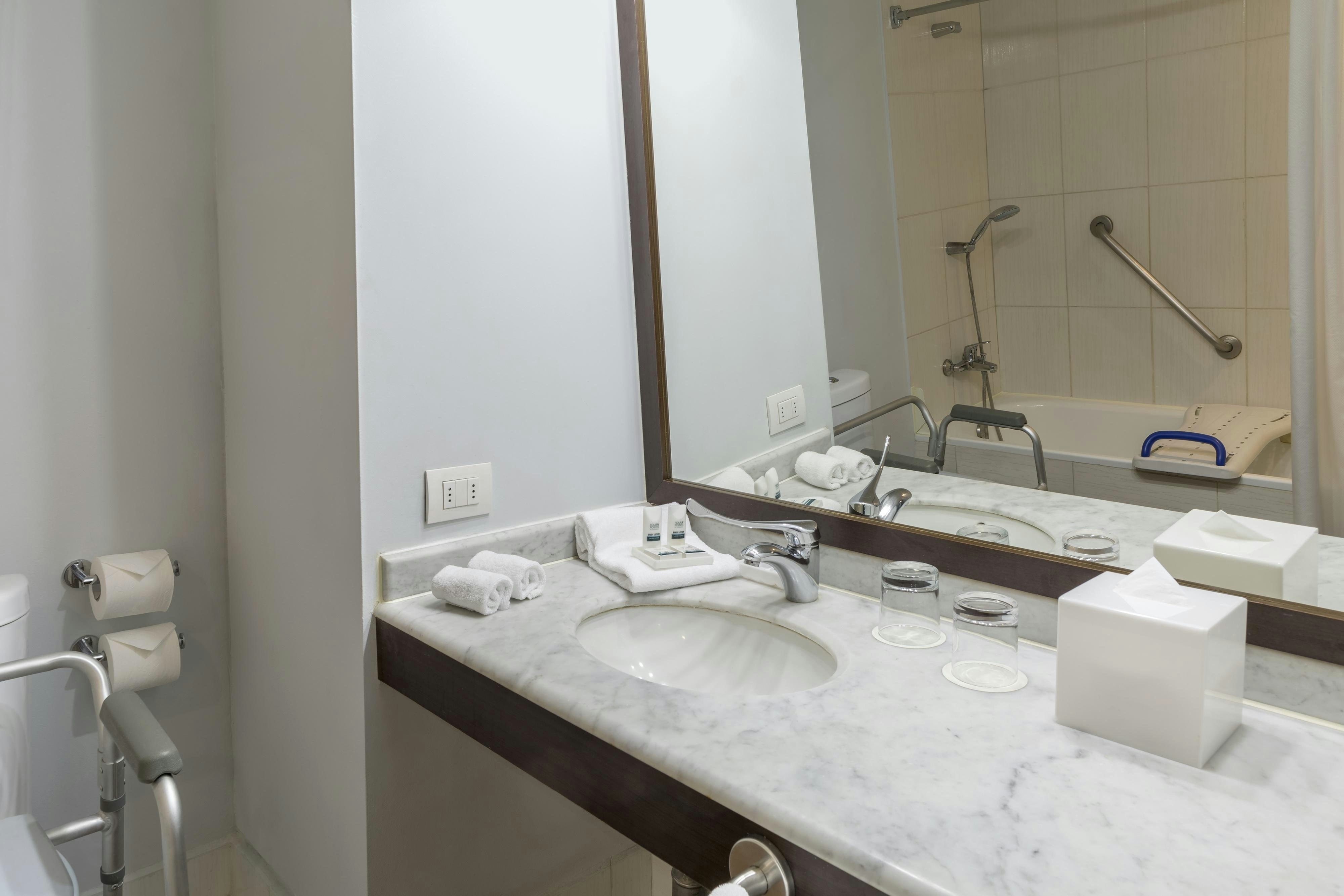 Four Points by Sheraton Santiago 12/12