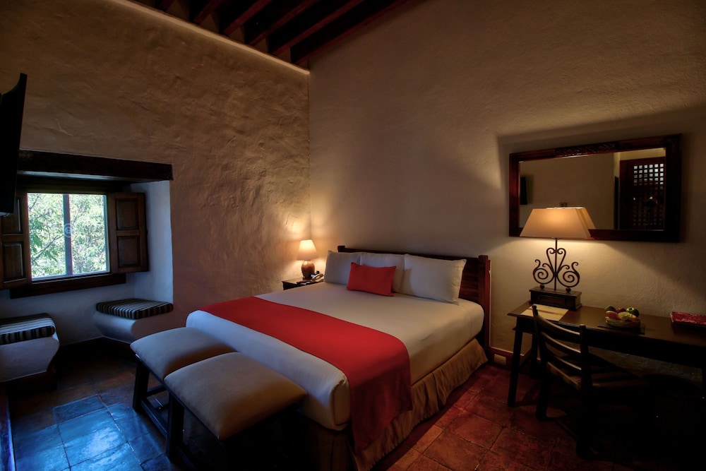 Quinta Real Oaxaca 48/86