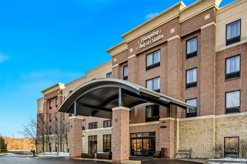 Hampton Inn Suites Detroit Canton 3/89