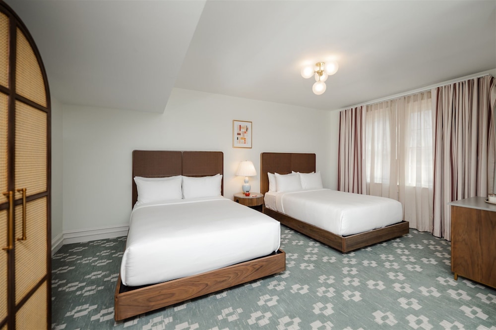 Room, 2 Queen Beds