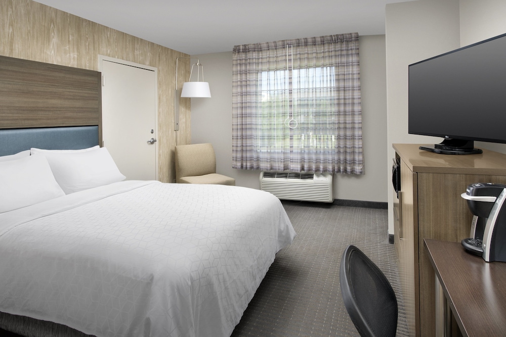 Holiday Inn Express Suites Annapolis 19/49