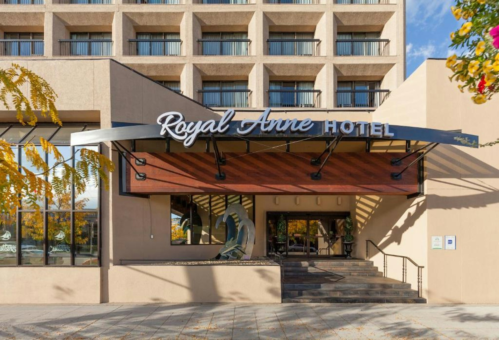 Royal Anne 2/37