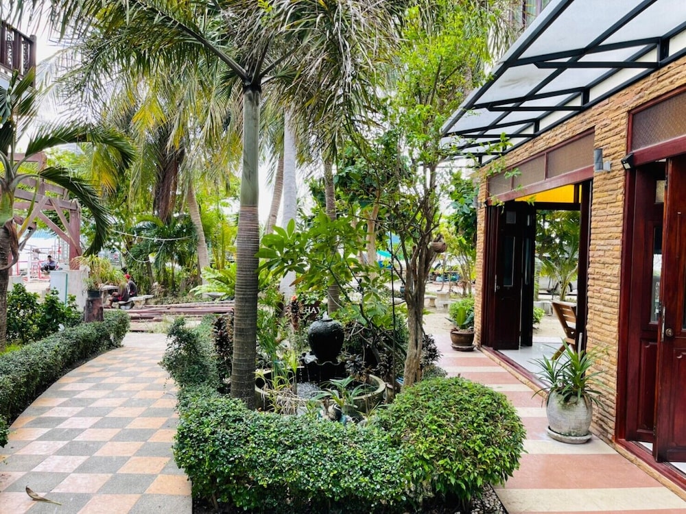 Family House Resort 11/67