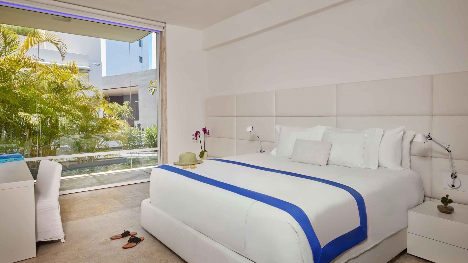 3 Bedrooms, Casita, Water Side