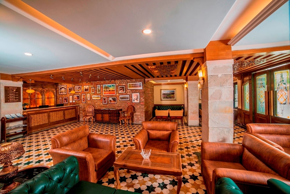 Lemon Tree Hotel Srinagar 17/21