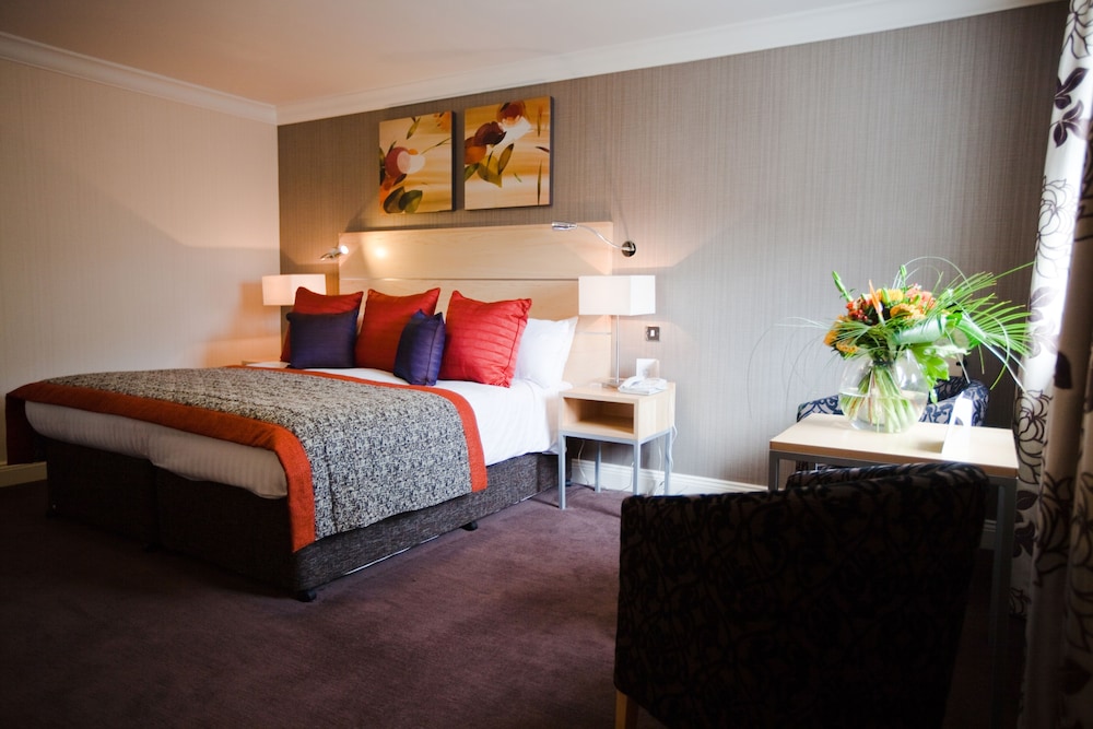 The Caledonian Hotel 18/62