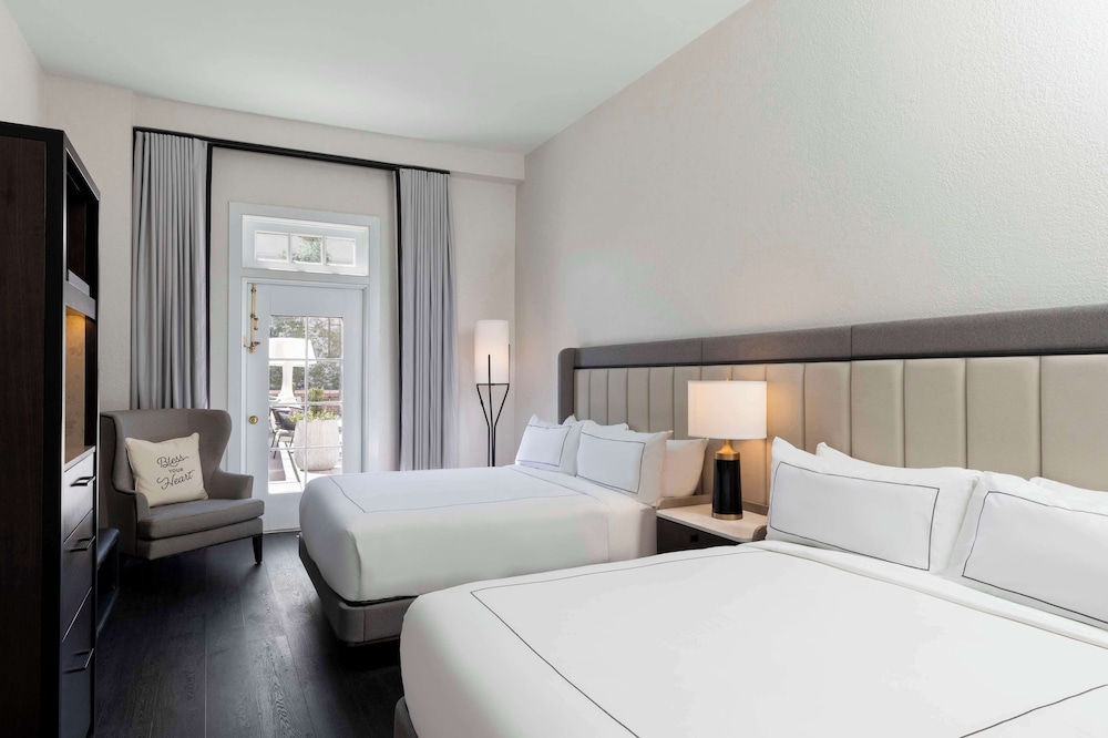 ROOM, 2 QUEEN BEDS, SUN DECK