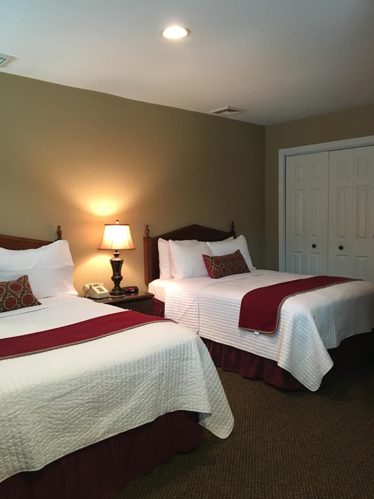 Whitman Motor Lodge 20/53