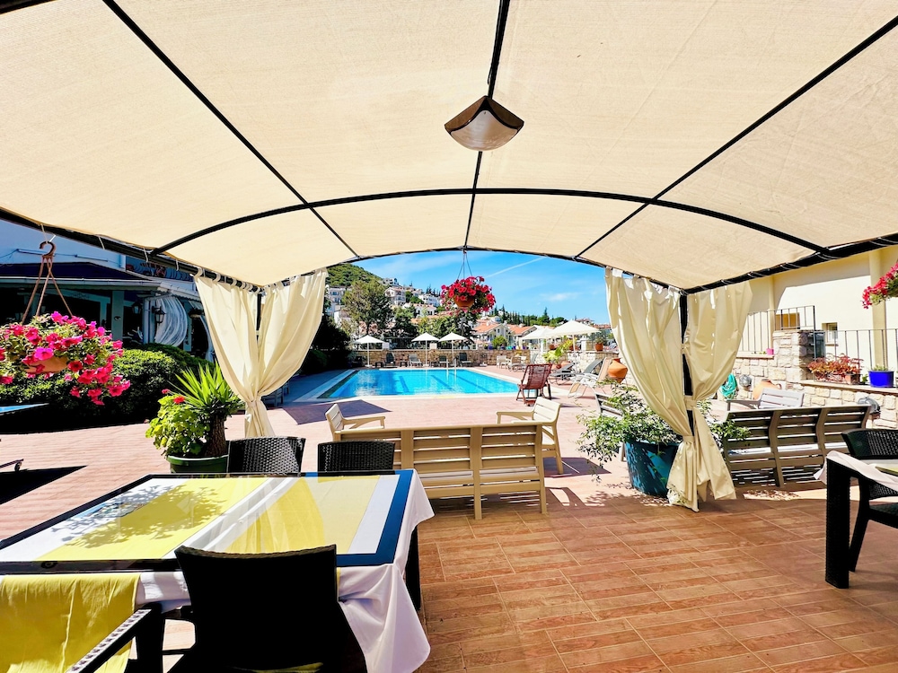 Villa Anfora Otel 38/50