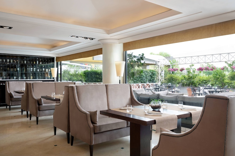 Courtyard By Marriott Rome Central Park 38/72