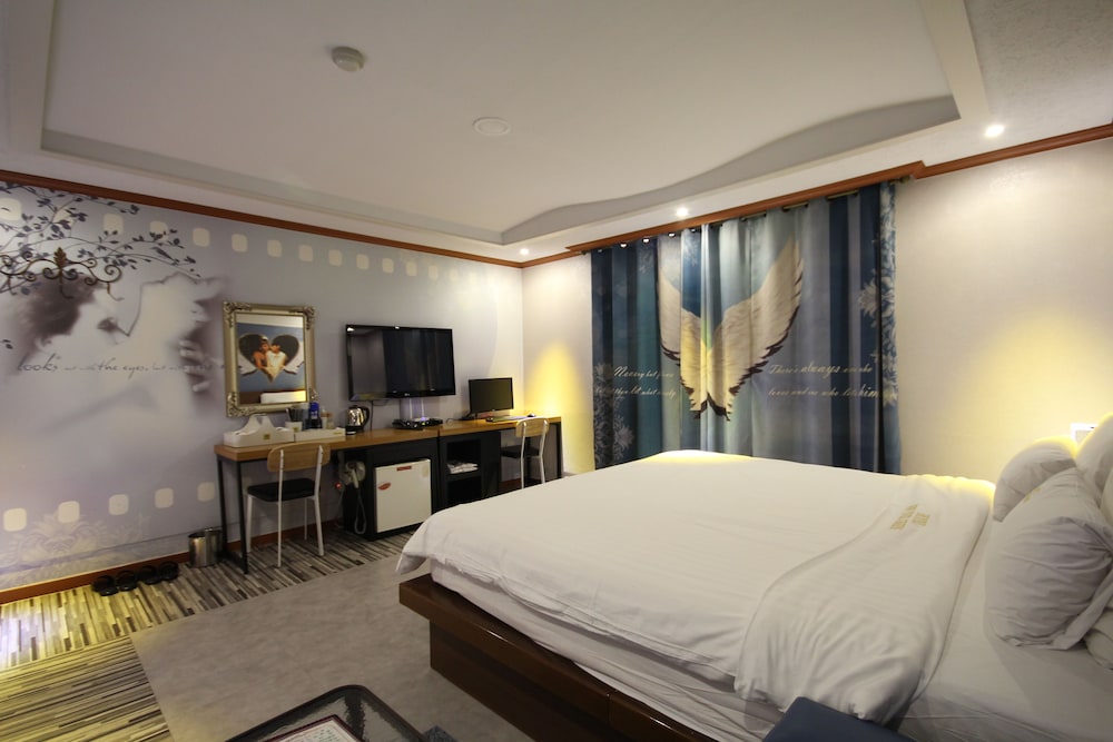 Hotel New Evergreen 25/62