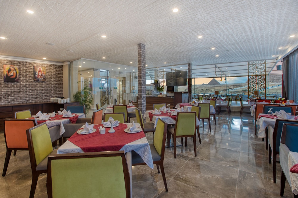 Mamlouk Pyramids Hotel 54/68