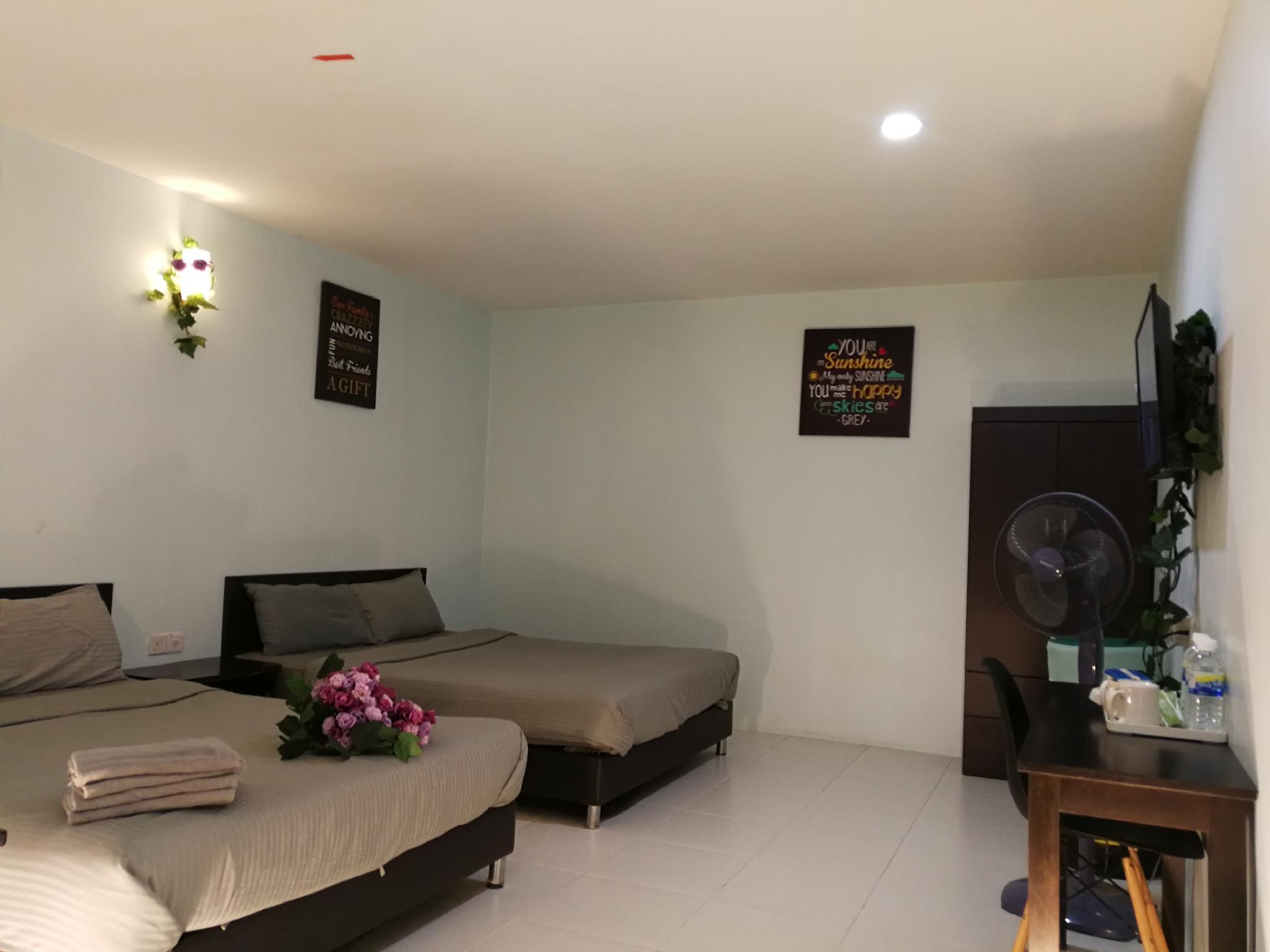 Live Com Hotel 27/30