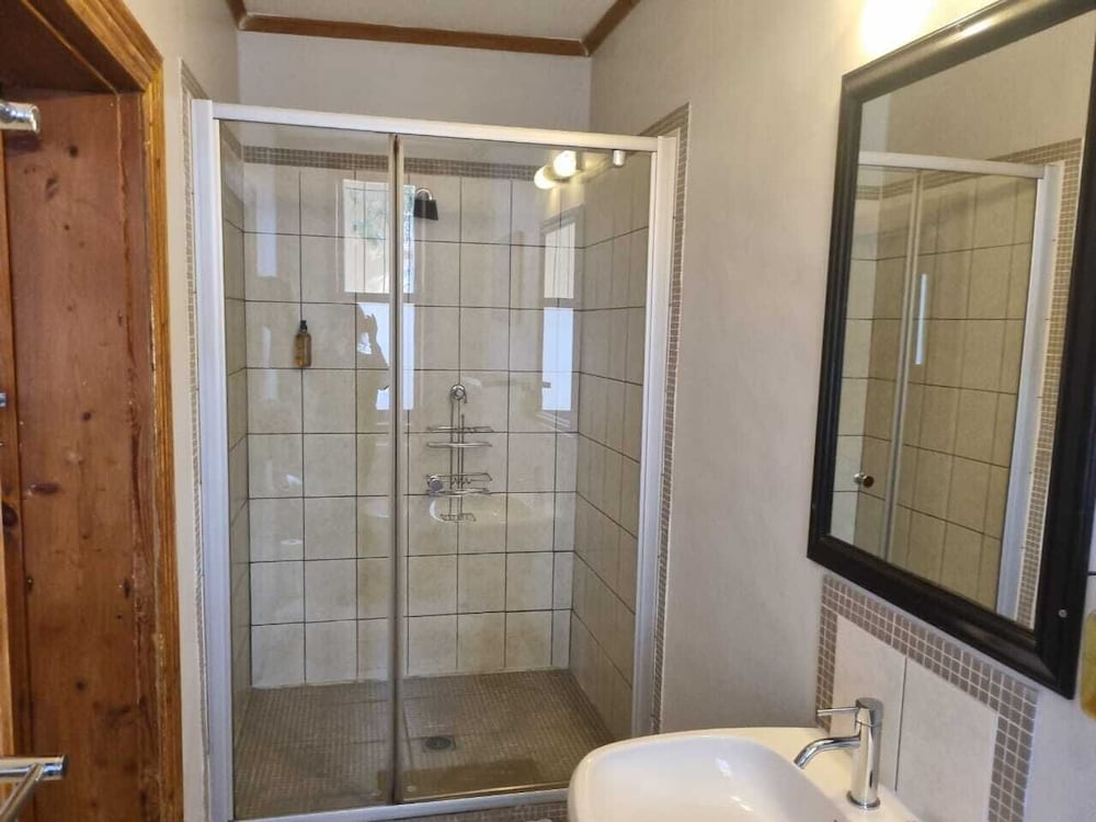 Ashanti Guest House Gardens Hostel 48/50