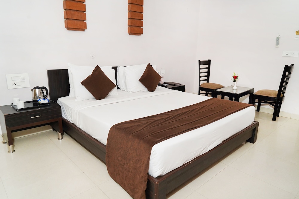 Hotel Yash Regency 18/49