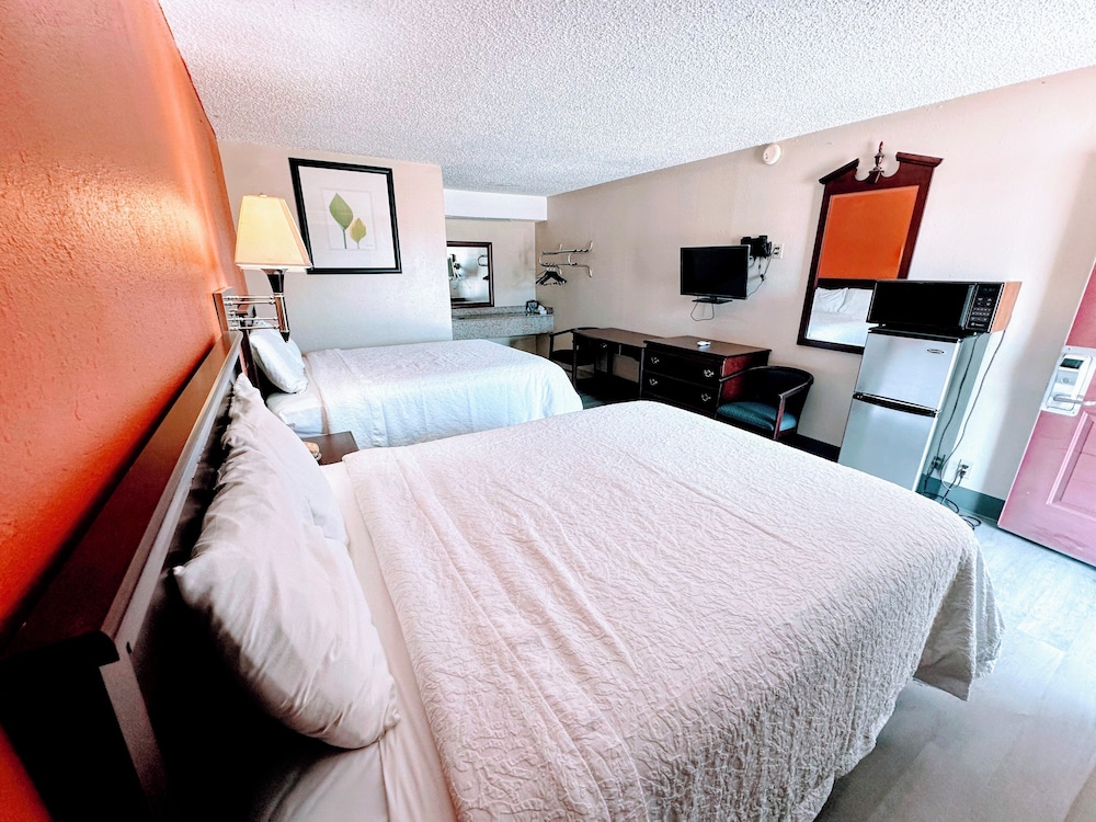 Relax Inn Henryetta 14/28