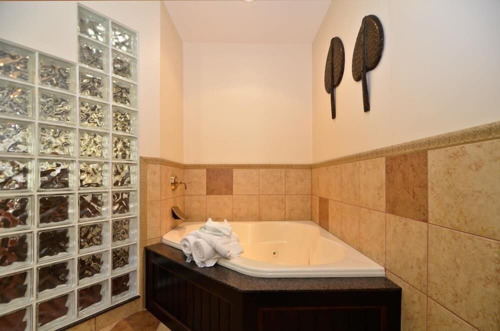 Best Western Plus Plattsburgh 24/47