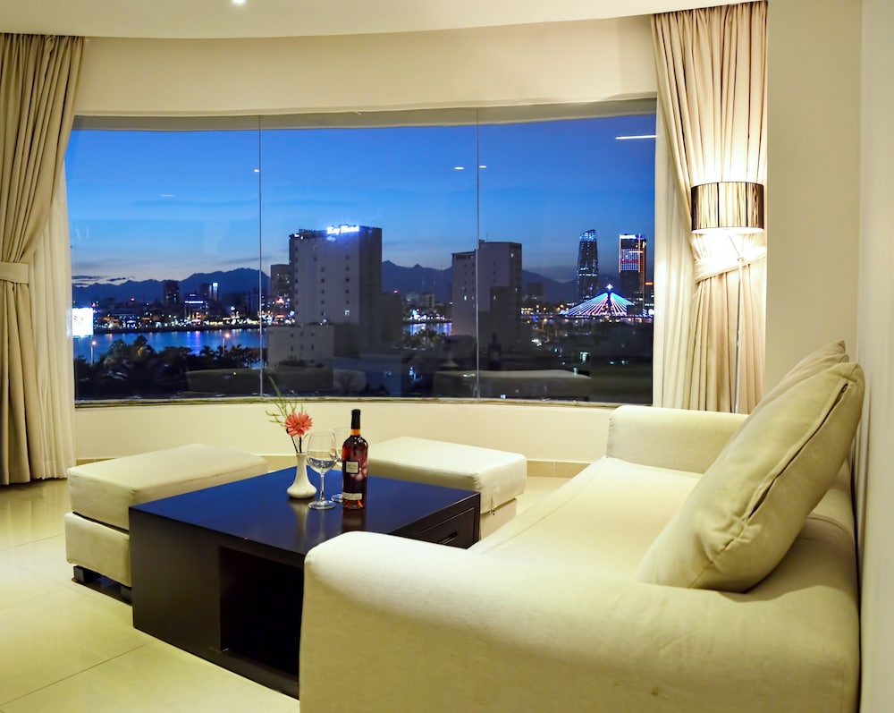 D C Hotel 27/56