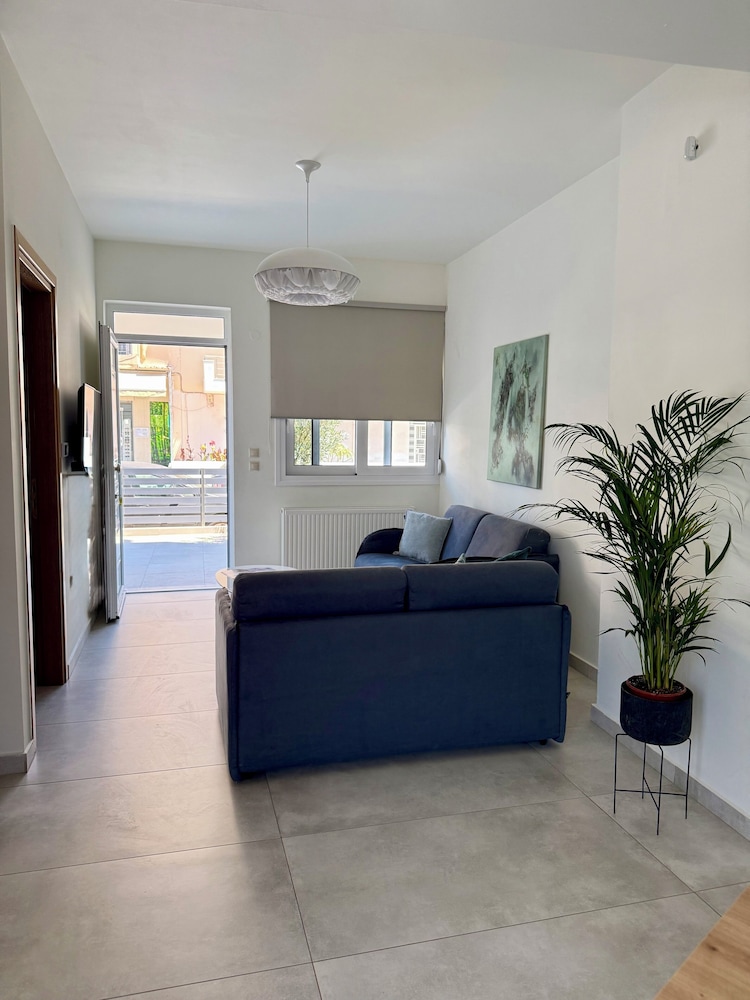 Elia Residences 43/59