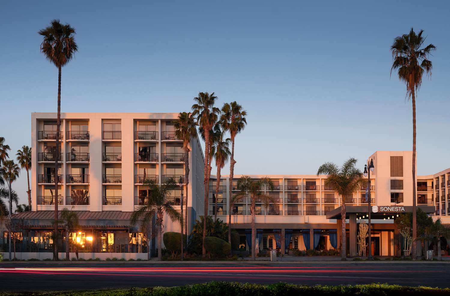 Sonesta Redondo Beach Marina 2/39