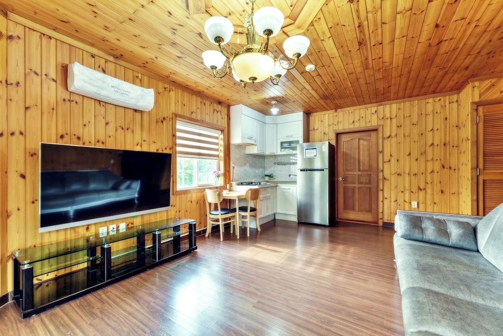 Muju Cherish Pension 28/50
