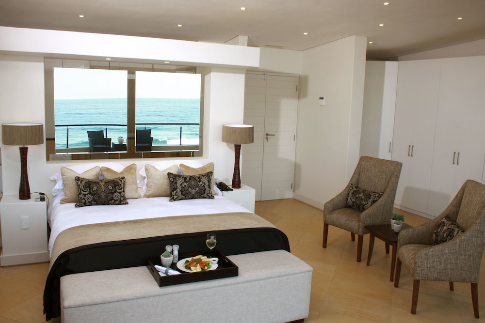 Canelands Beach Club 18/50