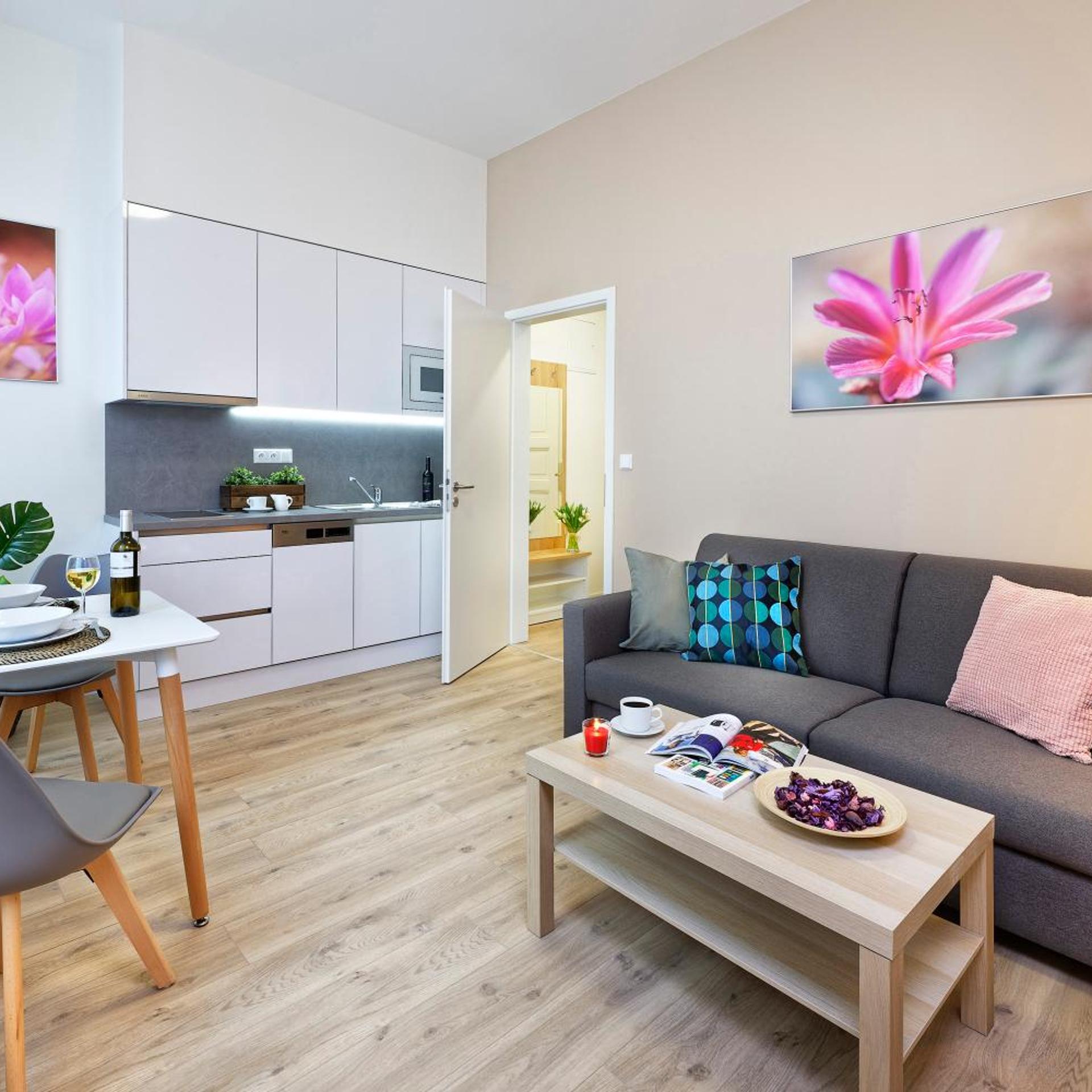 DownTown Suites Jugoslavska 22/38