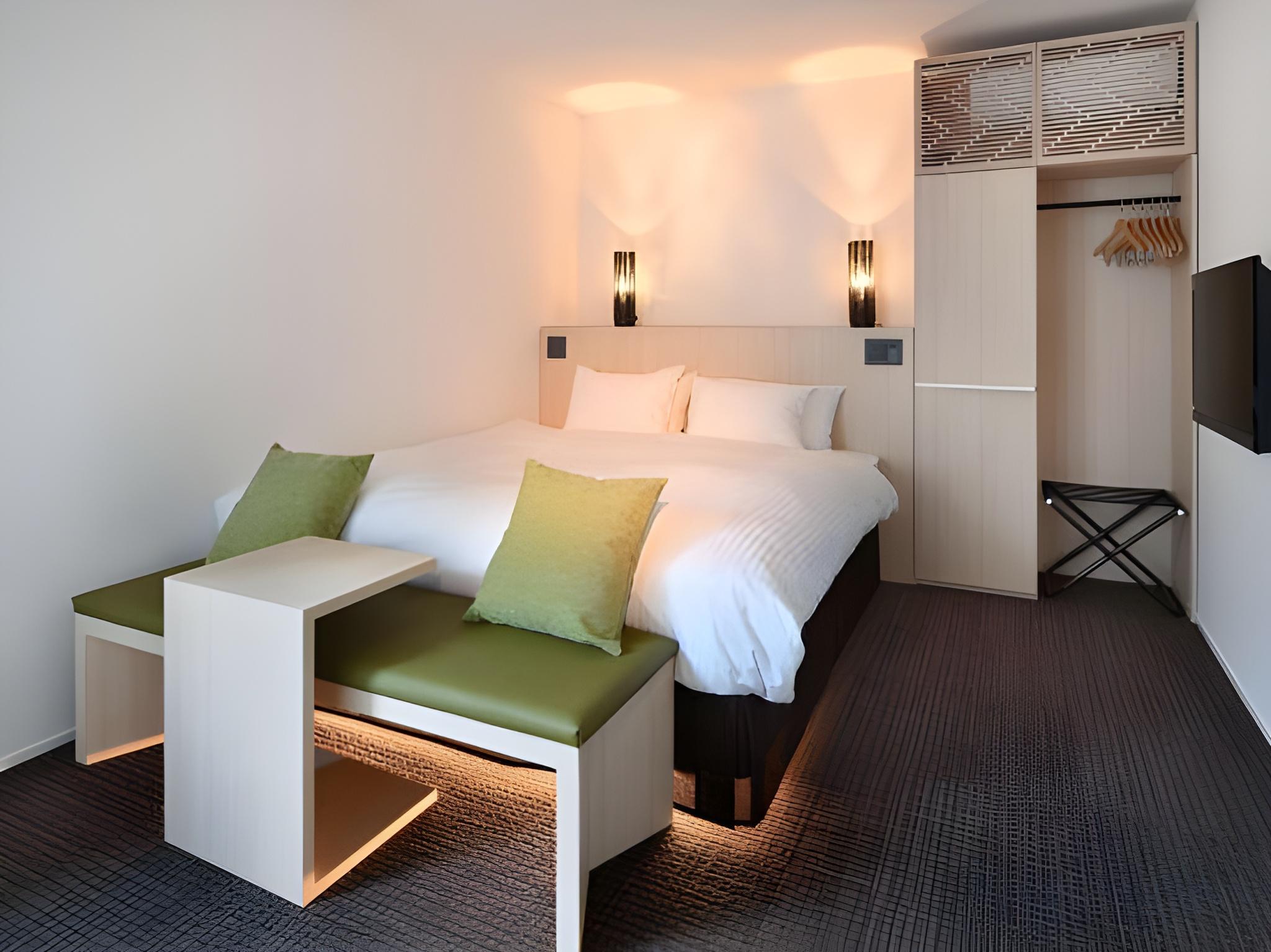 Courtyard, Superior, King Bed