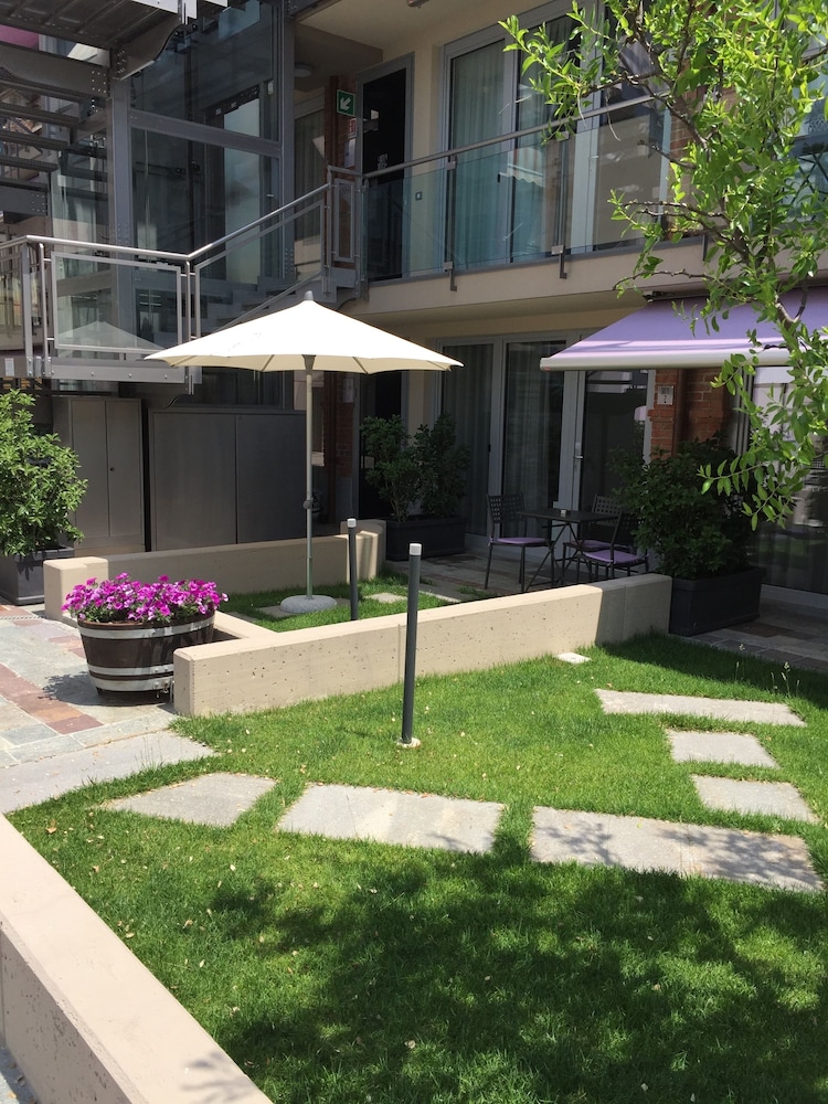 Rivetto Suites 30/37