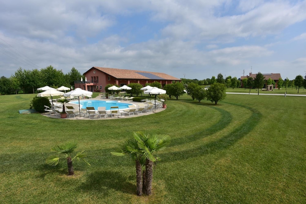 Tenuta Monterosso 17/32