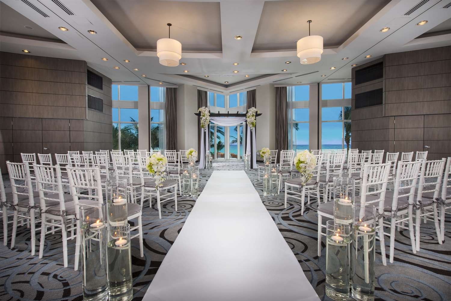Trump International Beach Resort 100/116