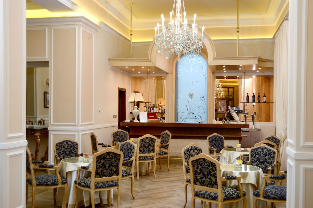 Grand Hotel Vittoria 54/71
