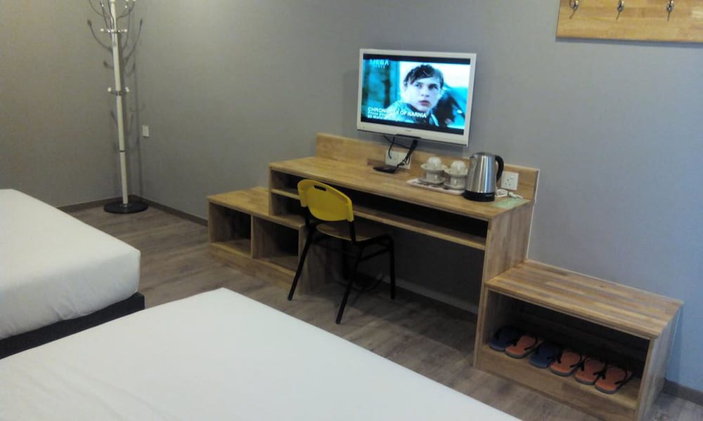 Hotel Suria 18 11/24