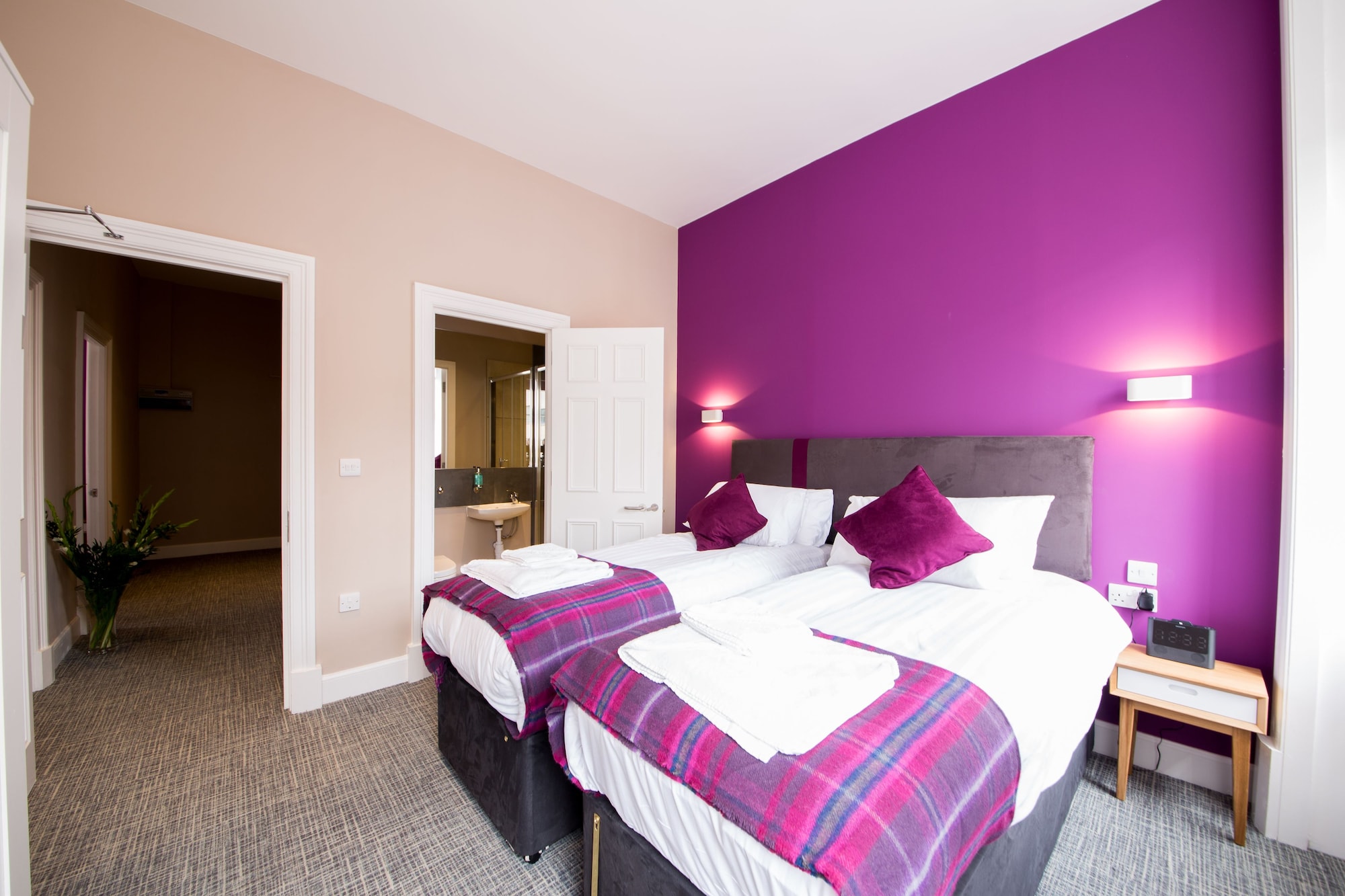 Room at The Spires Serviced Apartments Edinburgh, EDINBURGH