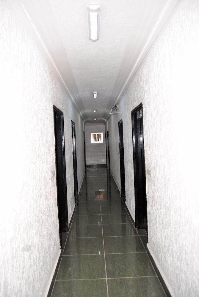 Riviera Hotel Benin 23/42