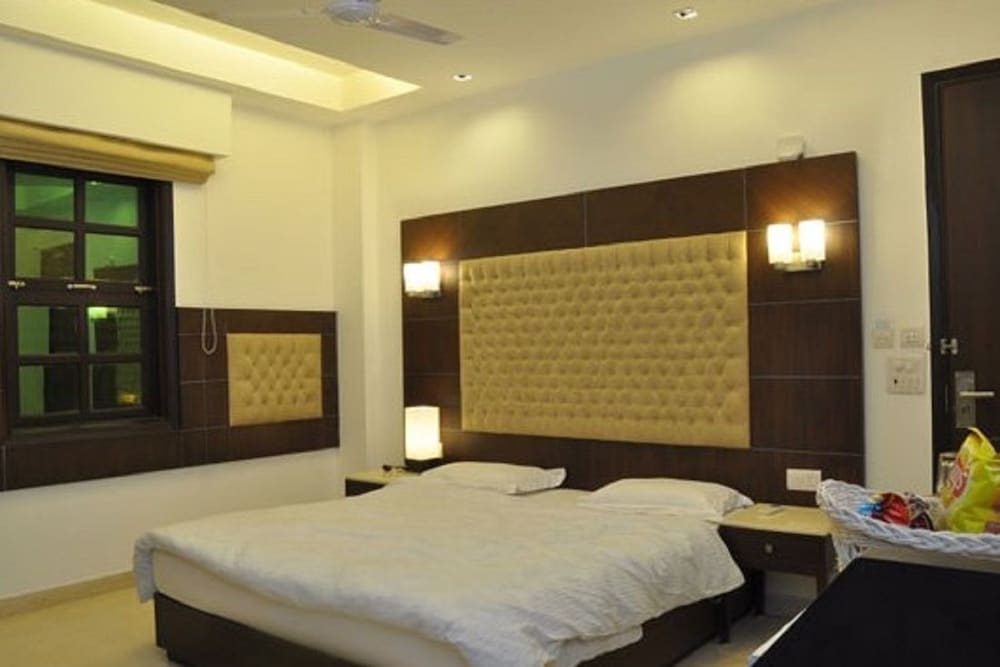 Metropolis Guest House 23/50
