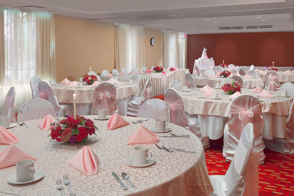 Courtyard by Marriott Harrisburg Hershey 26/32