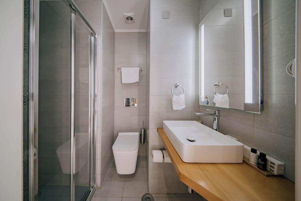 Chios City Inn 45/48