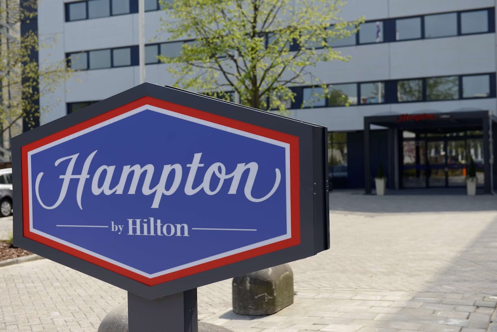 Hampton By Hilton Amsterdam Airport 24/51