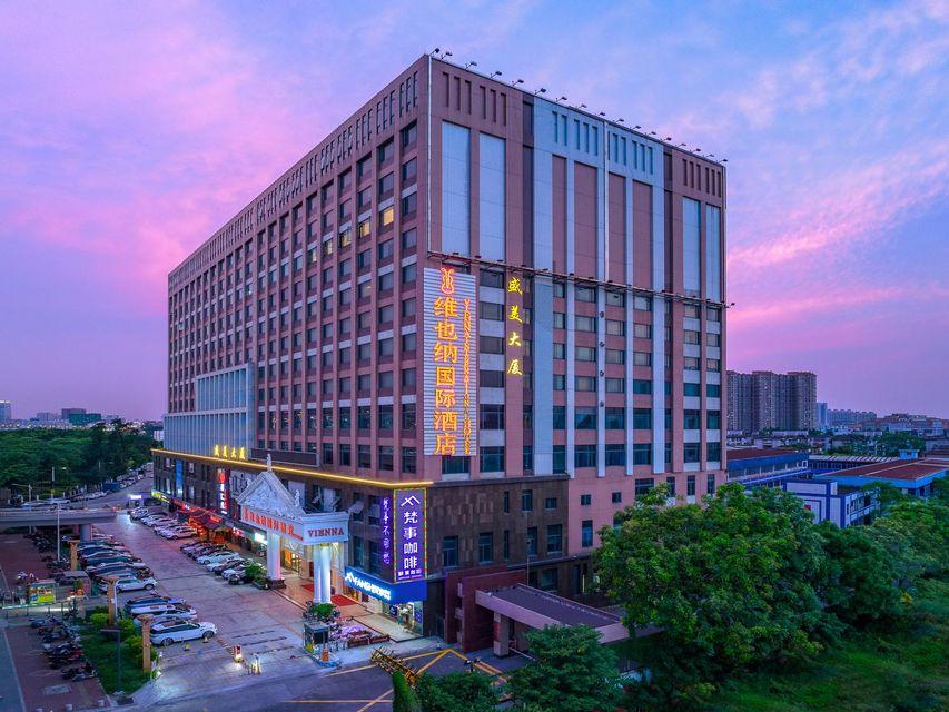Vienna Hotel (Guangzhou Airport Road Huangshi) 7/60